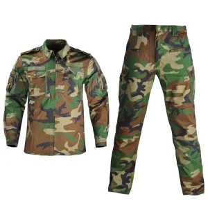 Tenue de combat militaire jungle